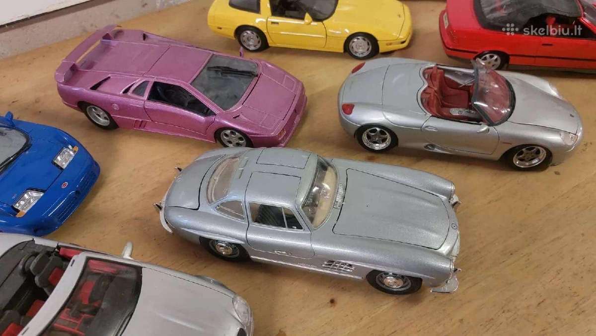 Modeliukai 1:18 mercedes chevrolet porsche ir kiti - nuotraukos Nr. 7
