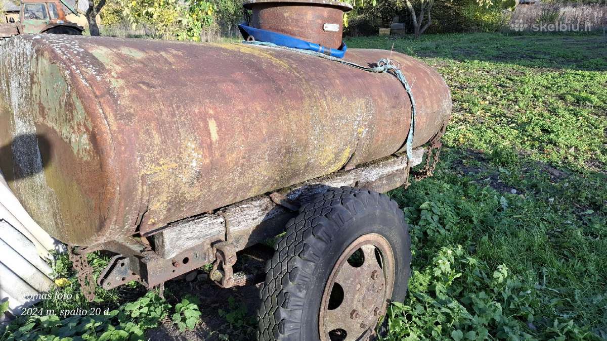 Parduodu bačką 1,93 t talpos, buvo vežamas vanduo