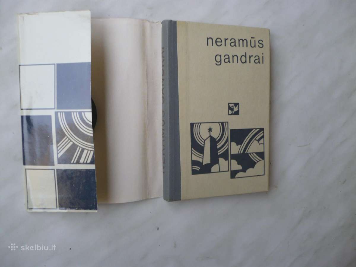 Neramūs gandrai - nuotraukos Nr. 2