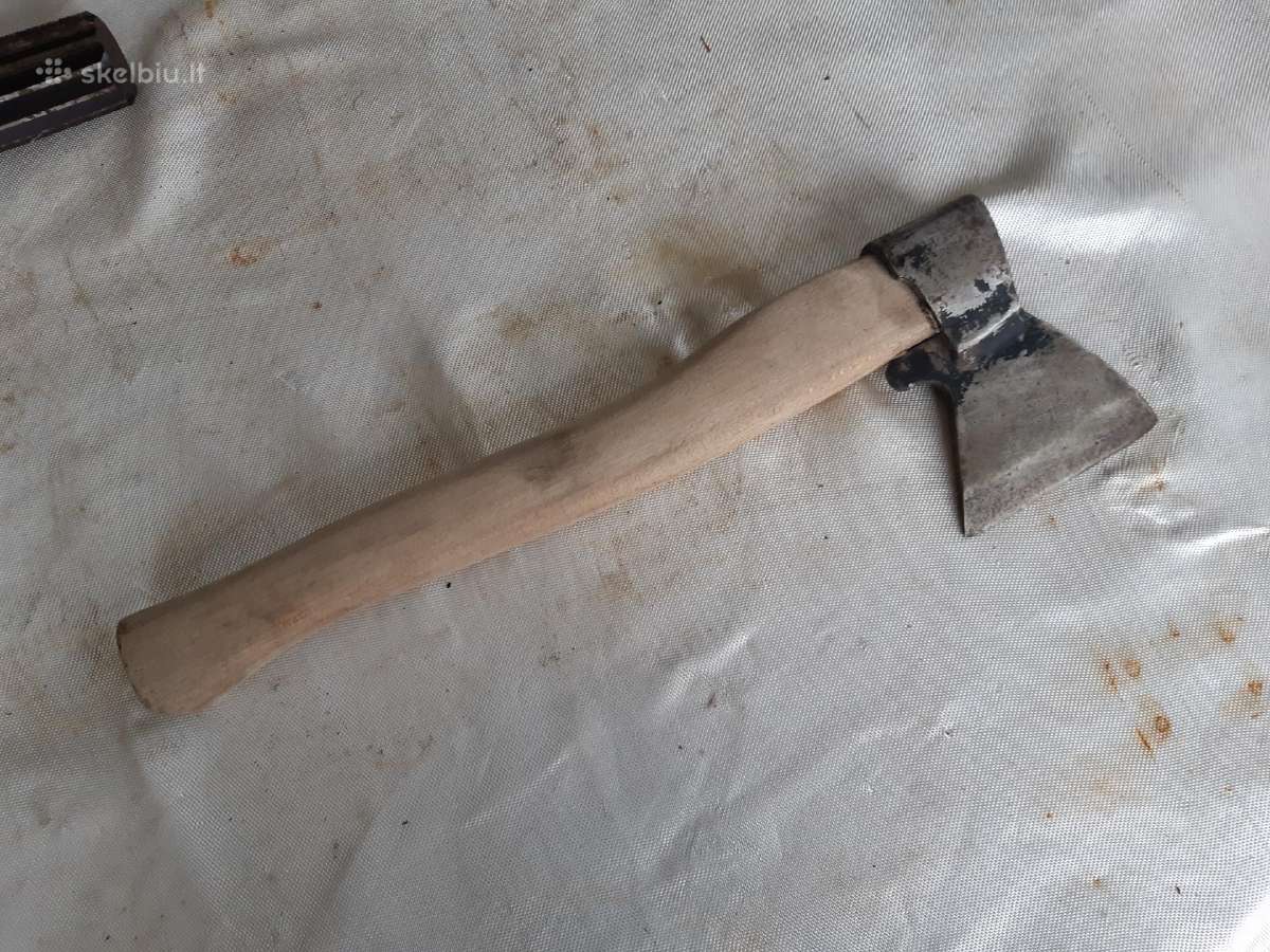 Mažas tarybinis kirvis