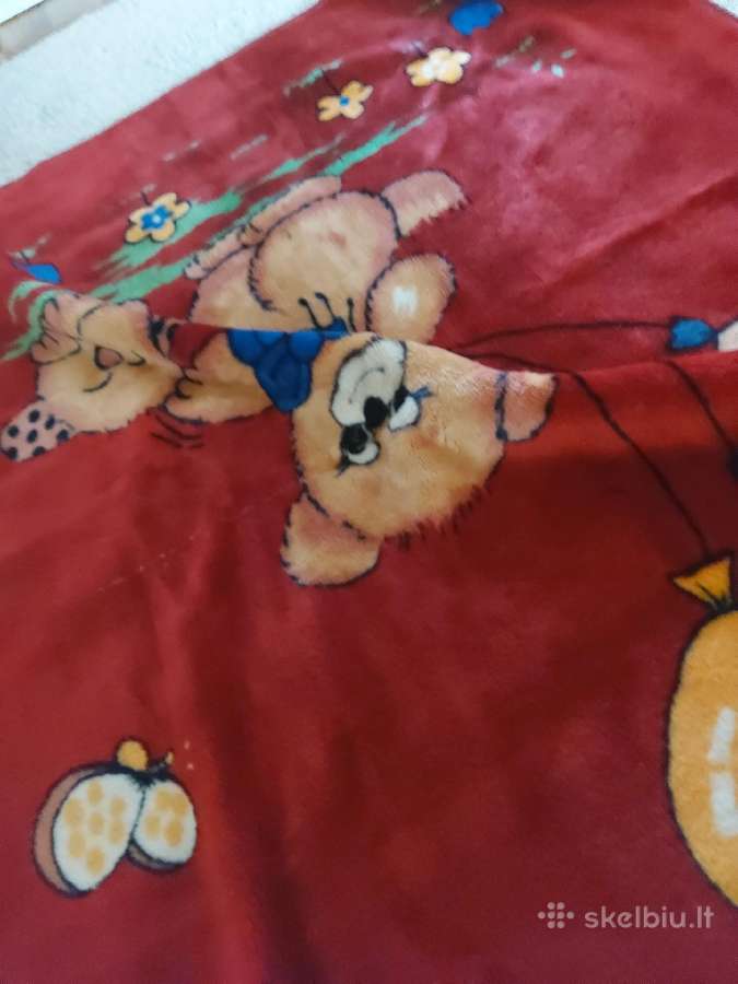 Vaikiškas pliušinis pledukas su meškiukais - nuotraukos Nr. 2