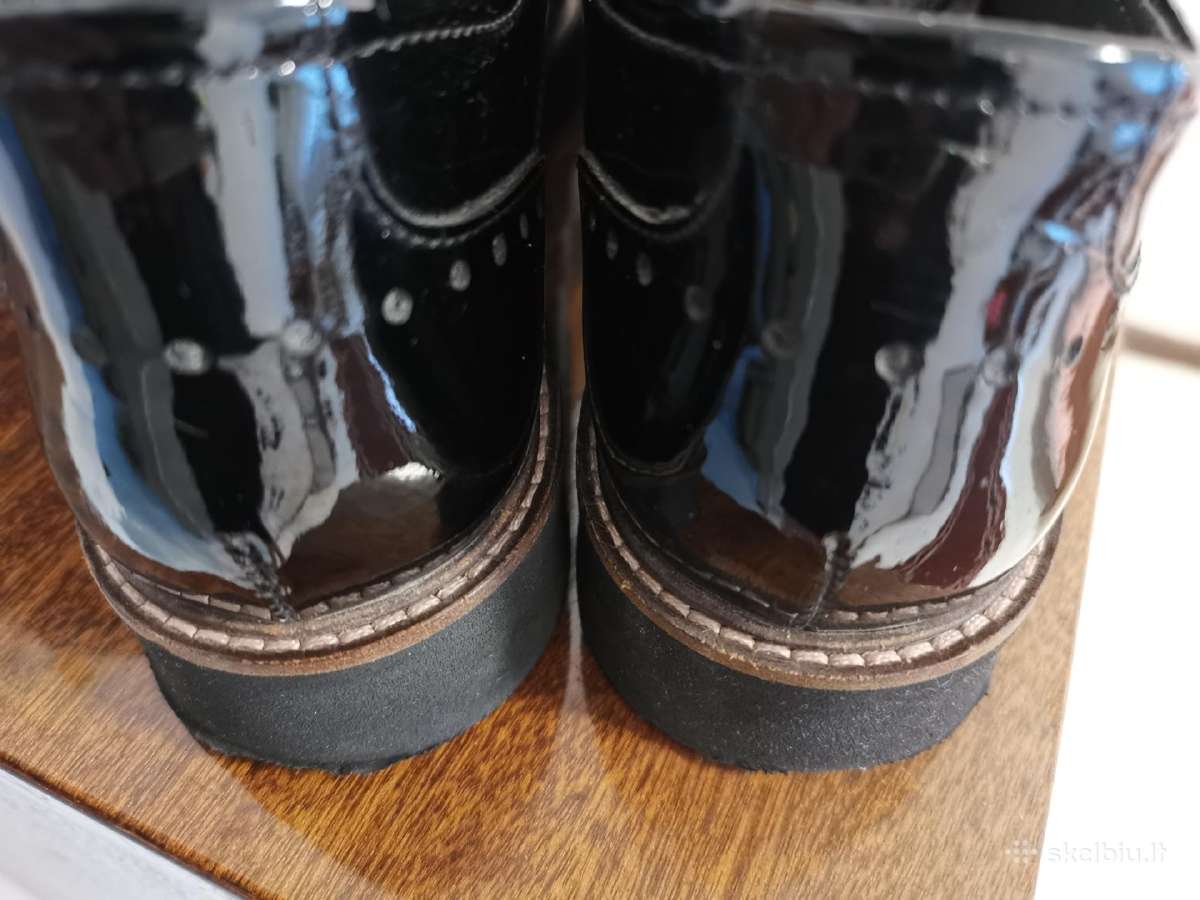 Lakuotos odos unisex batelai vokiski 40 dydzio - nuotraukos Nr. 3