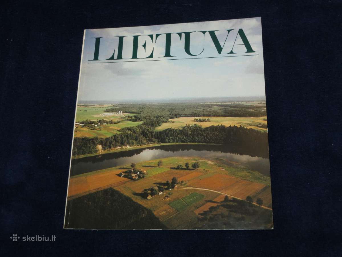 Knyga Lietuva iš paukščio skrydžio A. Sutkus 1981