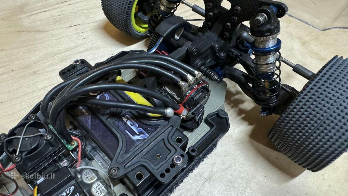 Modelis Rc10 B6.1 - nuotraukos Nr. 5
