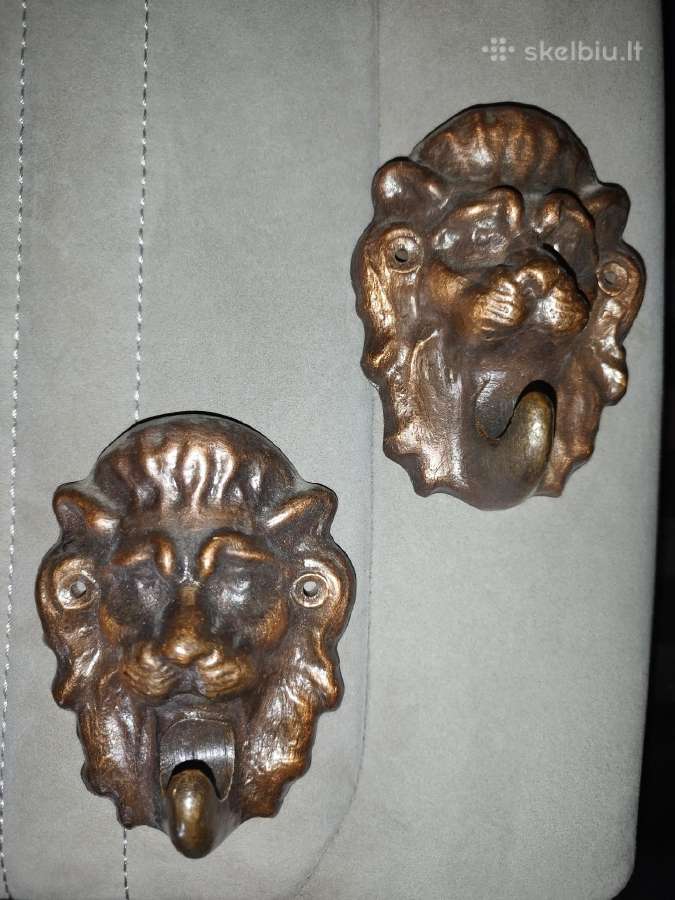 Parduodu drabužių kabykla, liūto galva