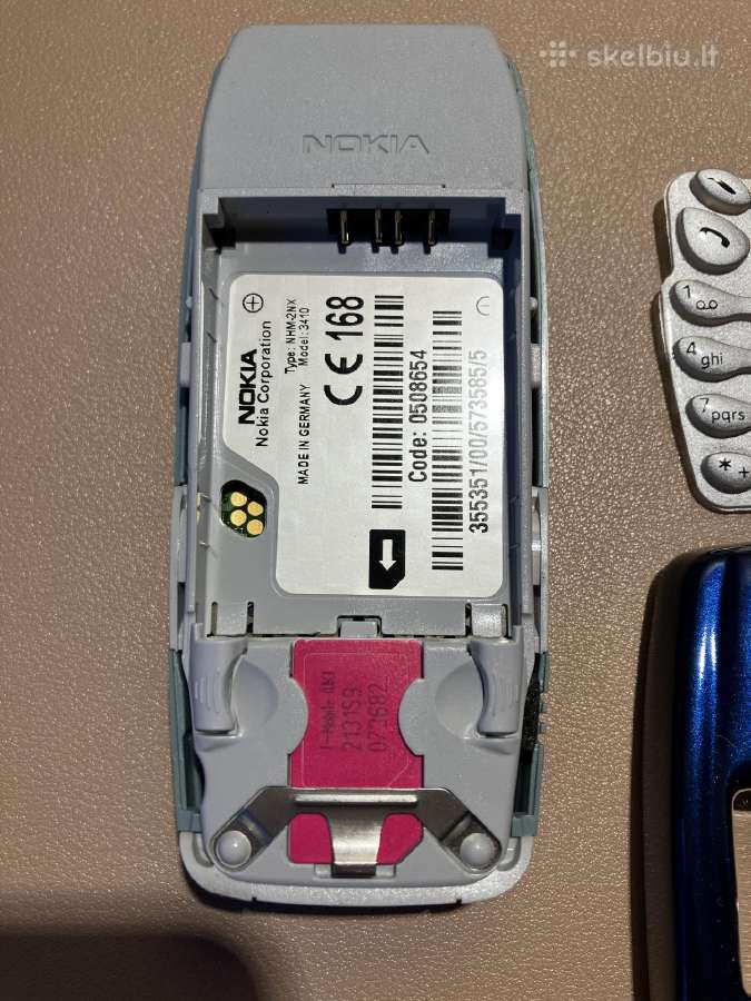 Labai seni mobilieji telefonai, plytos - nuotraukos Nr. 3