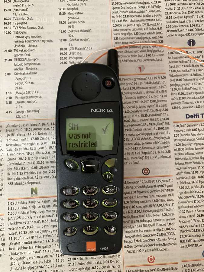 Labai seni mobilieji telefonai, plytos - nuotraukos Nr. 13