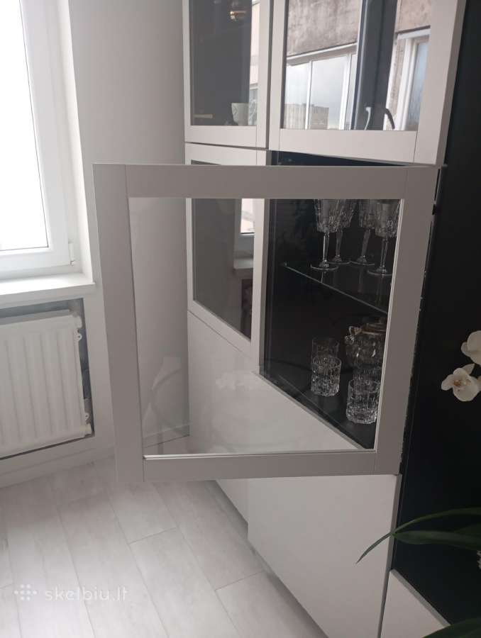Ikea Besta spintelės stiklinės dureles