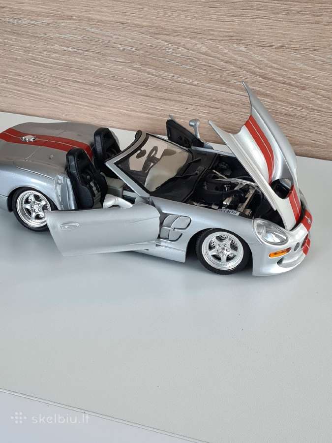 Shelby 1serie1:18