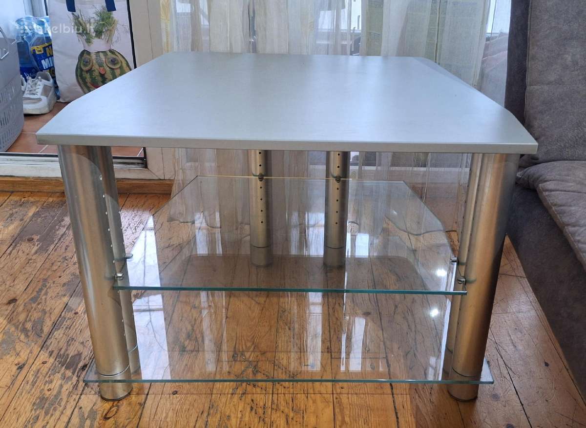 TV staliukas