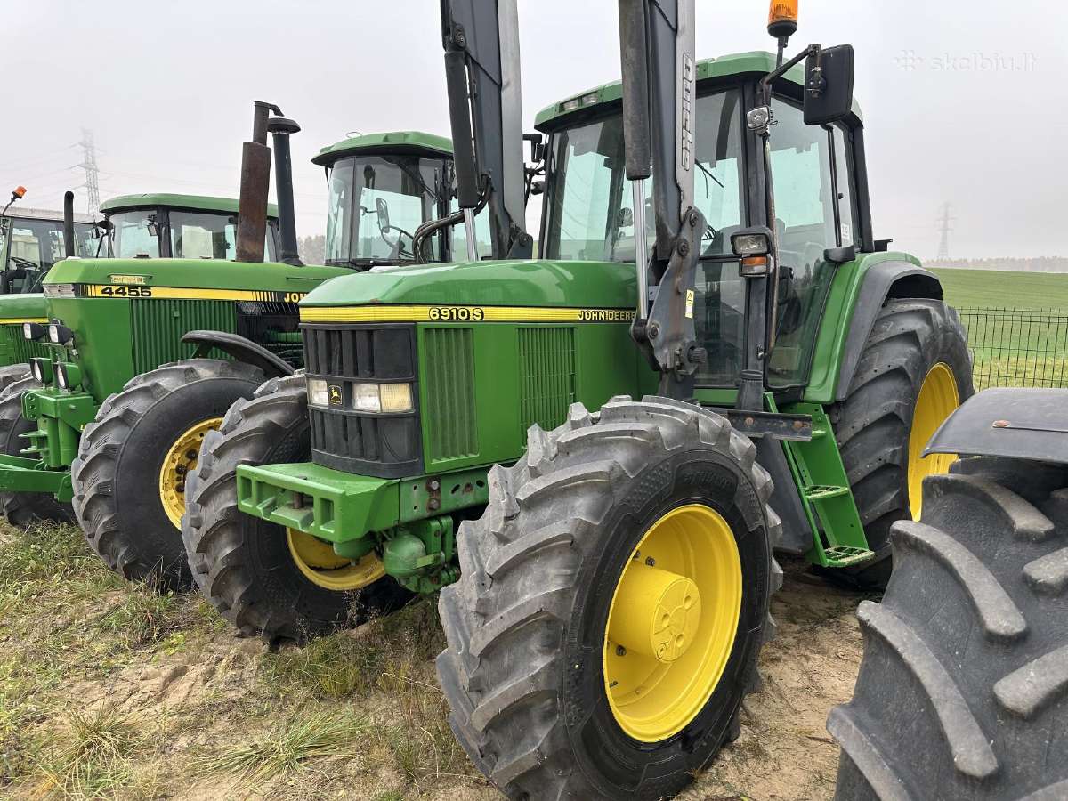Traktorius john deere 6910 6820 6930