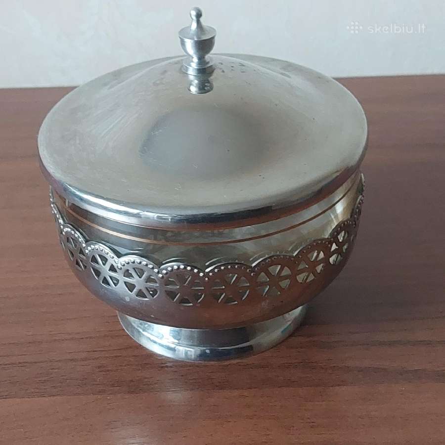 Melchiorinė kolėkcinė vaza ( iš tarybinių laikų )