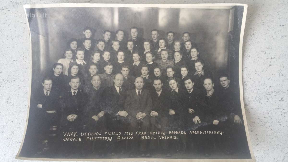 Sena 1955m fotografija 16-22 cm su sąrašu