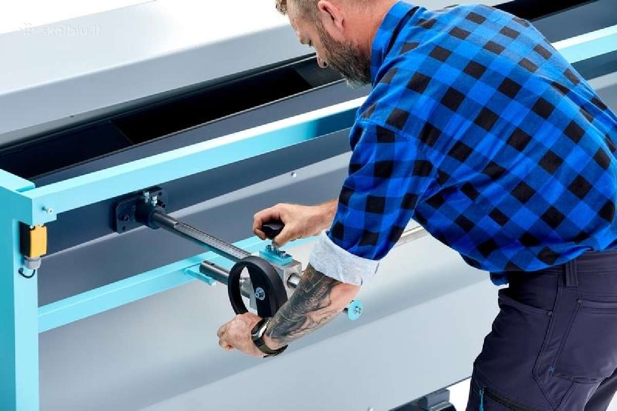 Giljotina skardai karpyti elektrinė 3000/1,5 - nuotraukos Nr. 2
