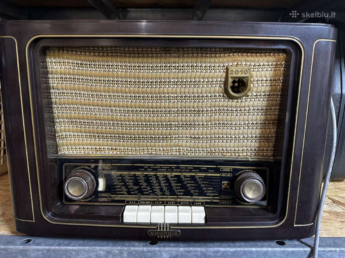 Vintažinis Radio imtuvas Grundig