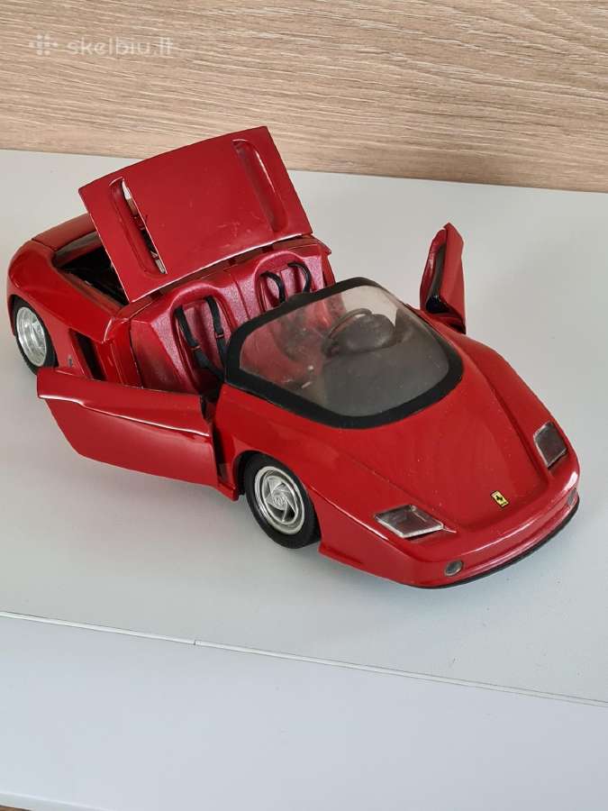 Ferrari Mythos 1:18