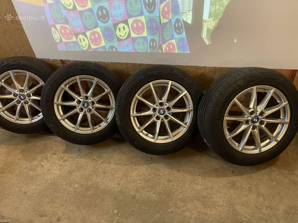 Bmw i4 ratai ir i4 originalus krovimo kabelis