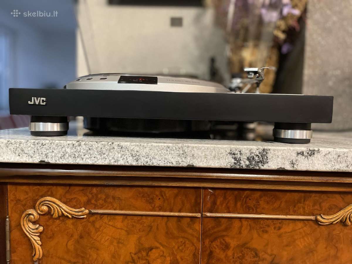 JVC Ql7