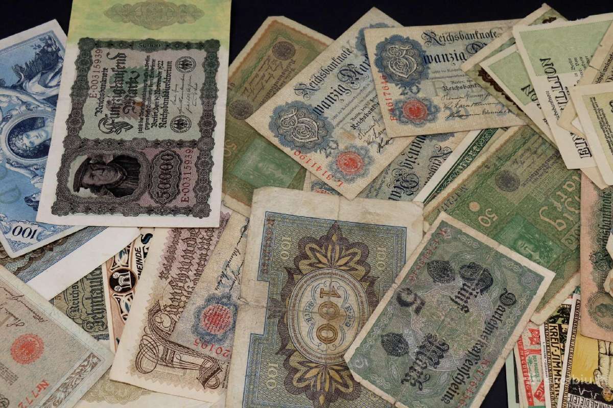 Banknotai Vokiški vien nuo 1 iki 3 euru - nuotraukos Nr. 5