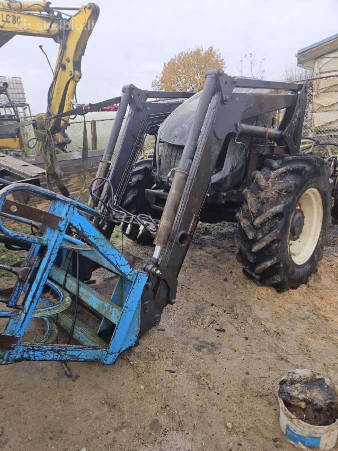 Traktorius New Holland Tl 100a ardomas dalimis