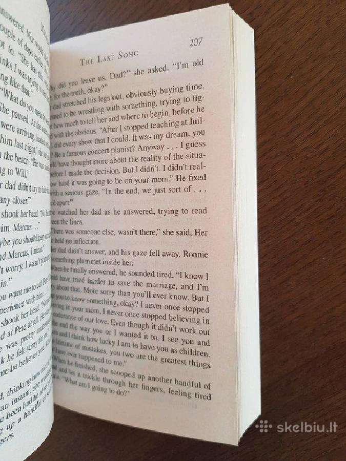 The Last Song (novel) by Nicholas Sparks. Nauja! - nuotraukos Nr. 6