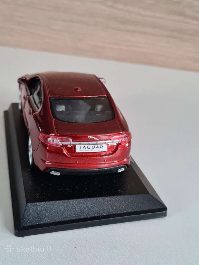 Jaguar xf 1:32 - nuotraukos Nr. 4