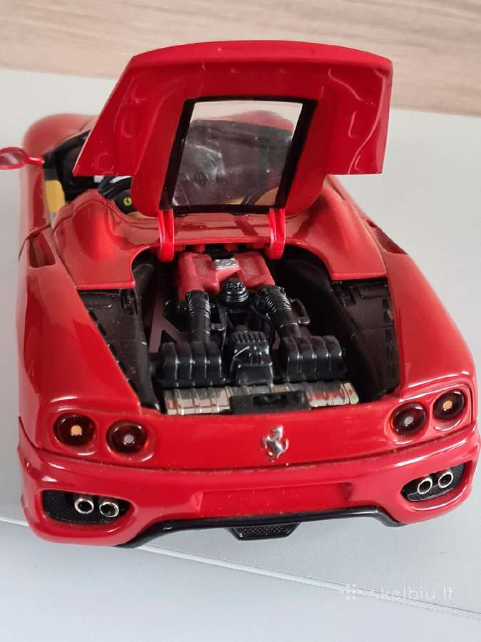 Ferrari Spider 1:18 - nuotraukos Nr. 3