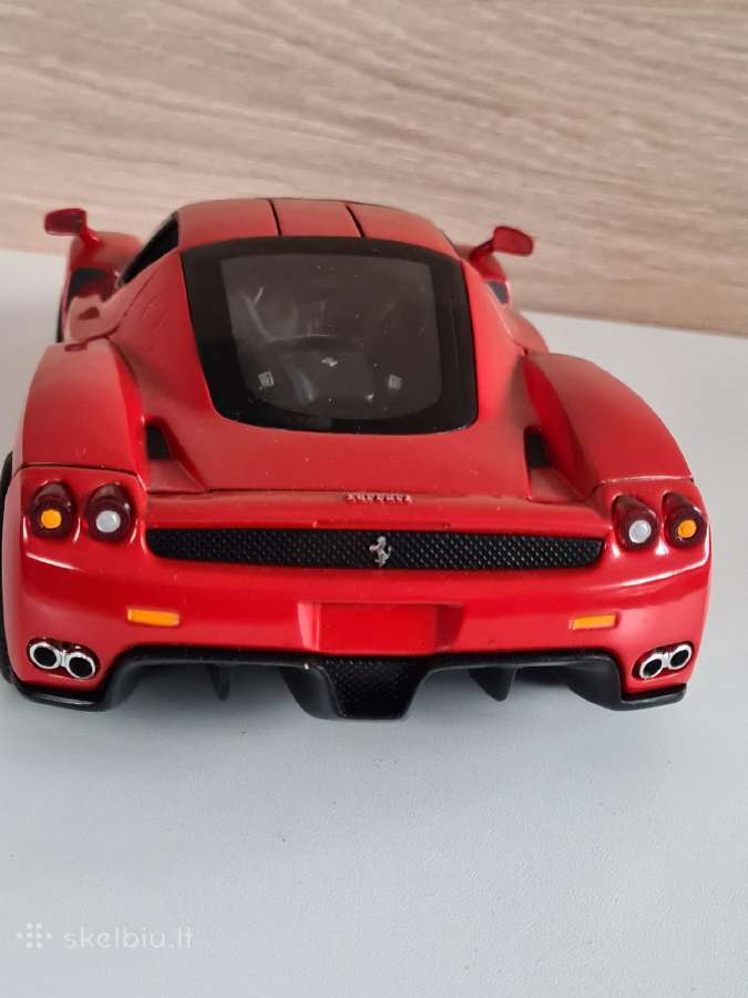 Ferrari Enzo 1:18 - nuotraukos Nr. 5