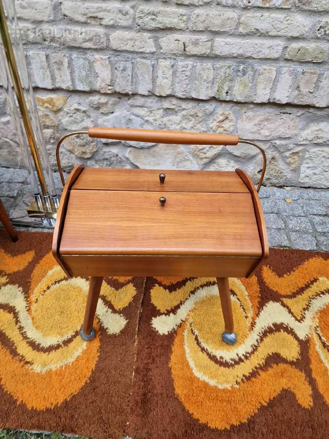 Vintažinė mid century rankdarbių dėžutė-siūlinė - nuotraukos Nr. 20