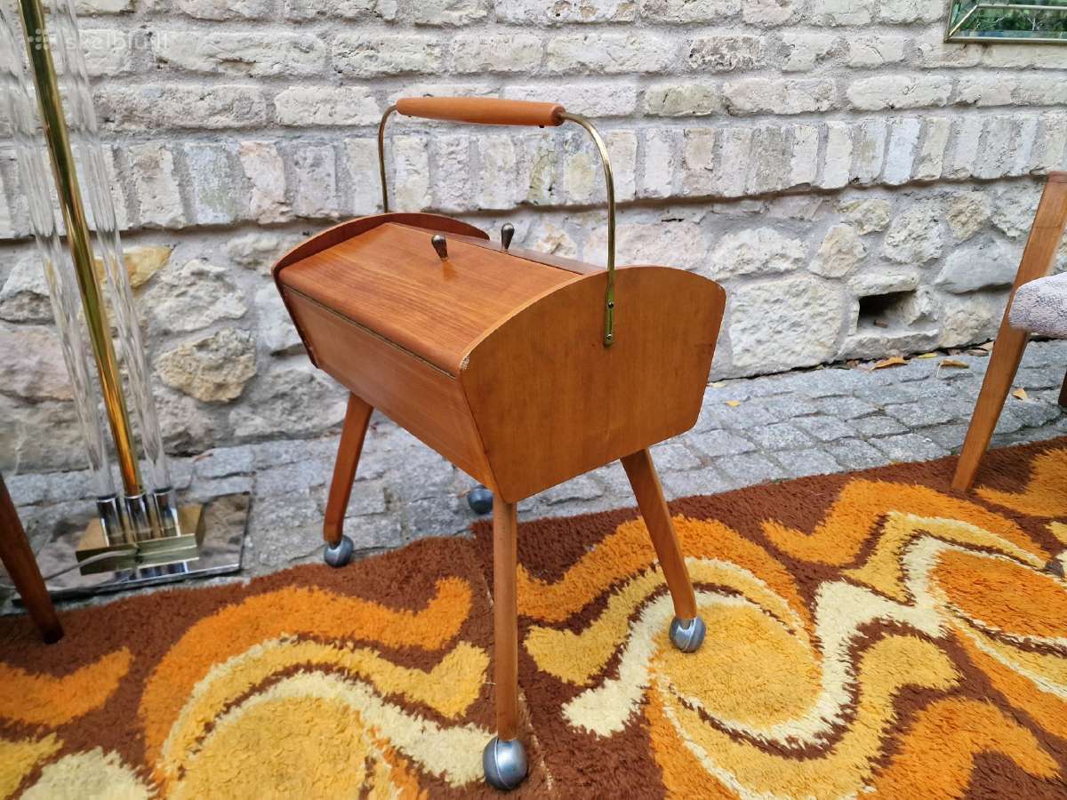 Vintažinė mid century rankdarbių dėžutė-siūlinė - nuotraukos Nr. 28