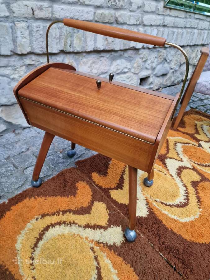 Vintažinė mid century rankdarbių dėžutė-siūlinė - nuotraukos Nr. 32