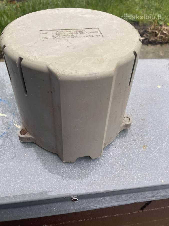 Parduodamas elektrines žoliapjoves korpuso apsauga