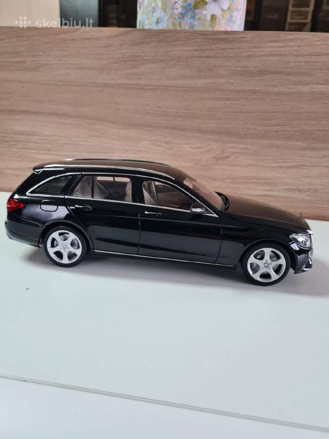 Mercedes C 2 kartos 1:18 - nuotraukos Nr. 4
