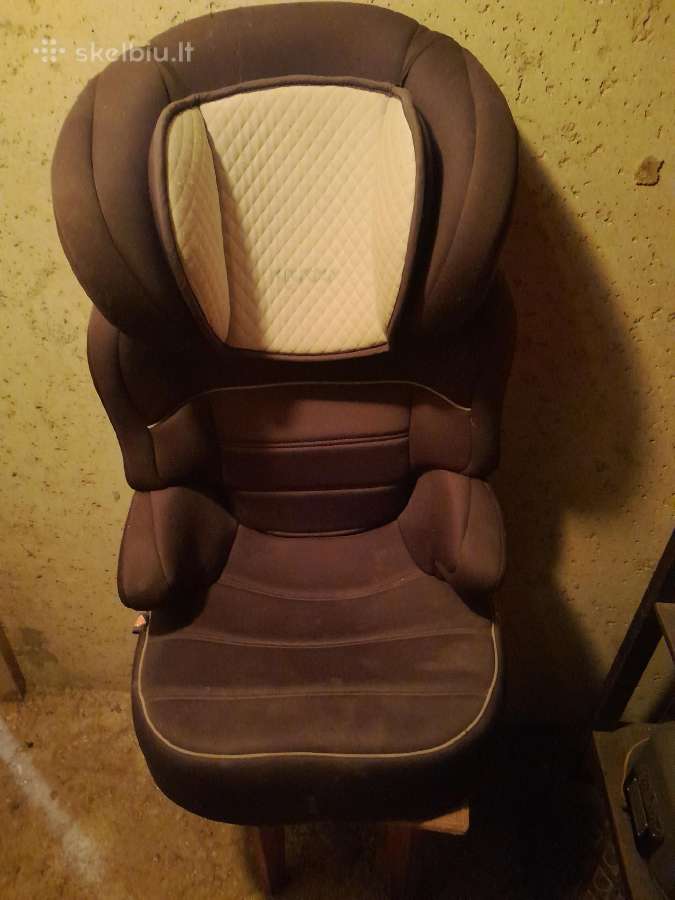 Vaikiška sėdynė automobiliui