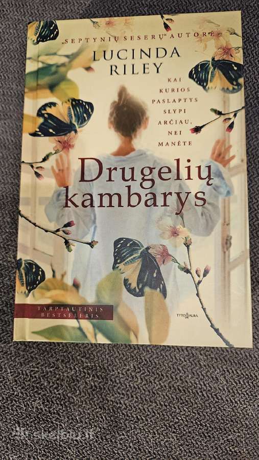 Parduodu knygas