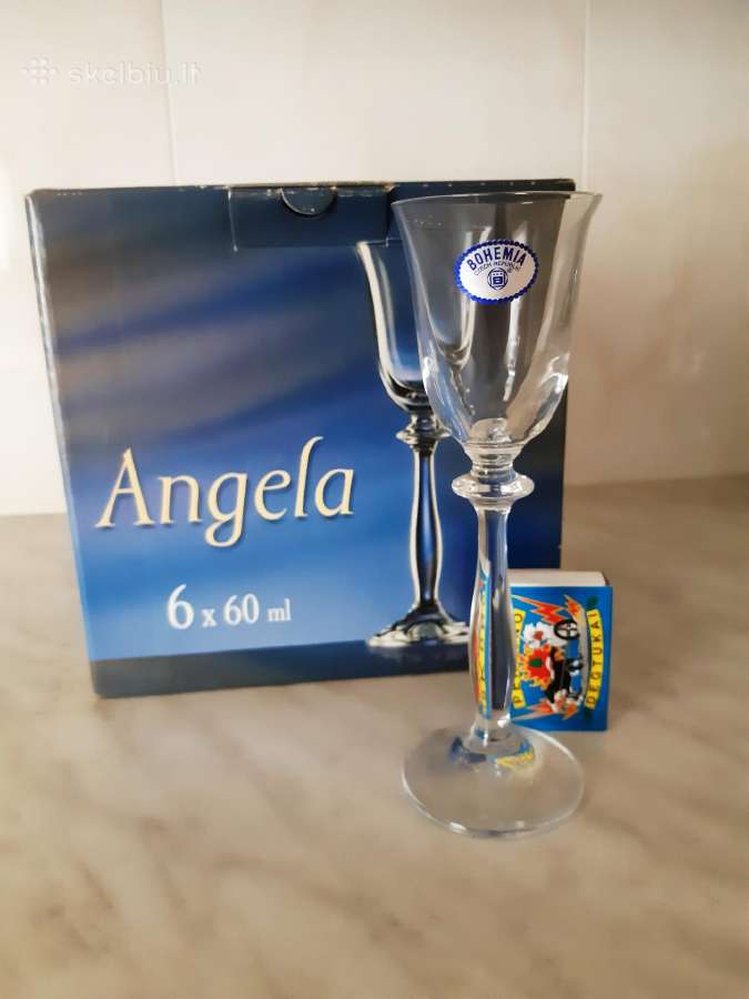 Bohemia Angela taurelės likeriui