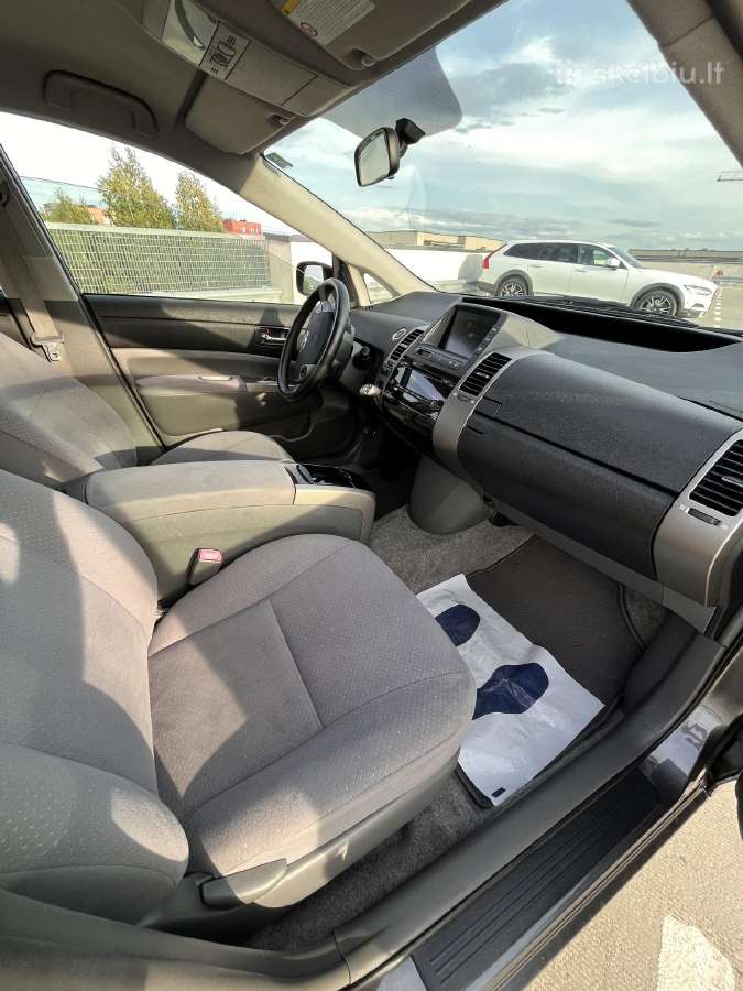 Toyota Prius 2 ir Prius+ nuoma.аренда приус. - nuotraukos Nr. 8