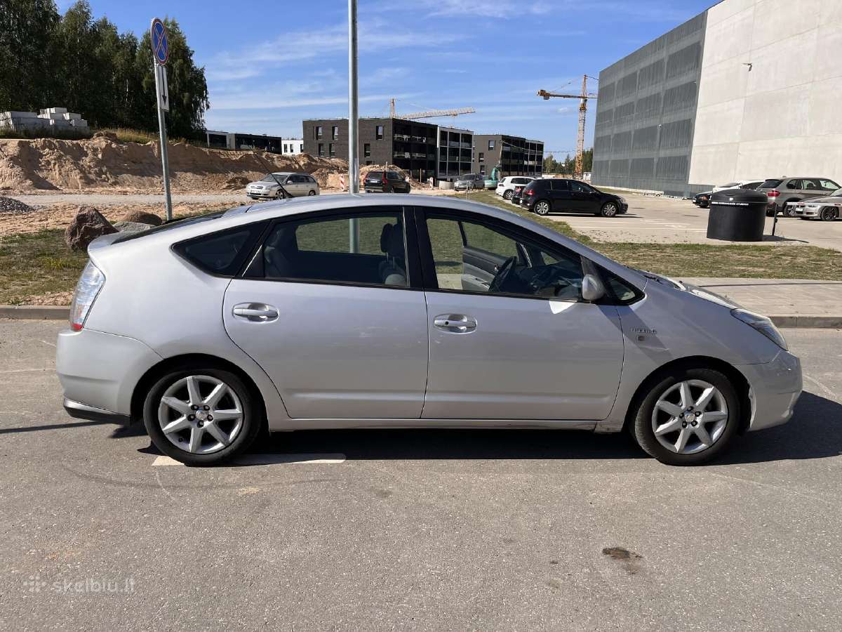 Toyota Prius 2 ir Prius+ nuoma.аренда приус. - nuotraukos Nr. 11