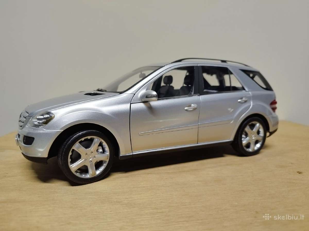 Mercedes Benz M klasė - nuotraukos Nr. 12