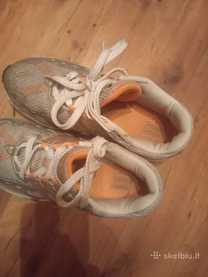 Adidas kedai - nuotraukos Nr. 5
