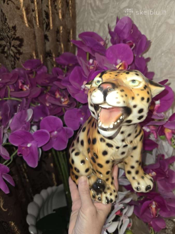 Keramikinis leopardas