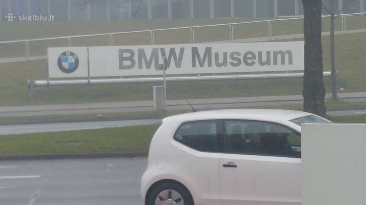 Ieskau Bmw Modeliuku Ir Atributikos