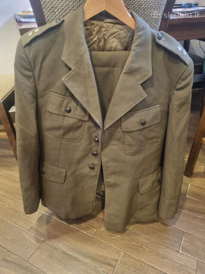 Lenkijos kariuomenes svarkas ir kelnes