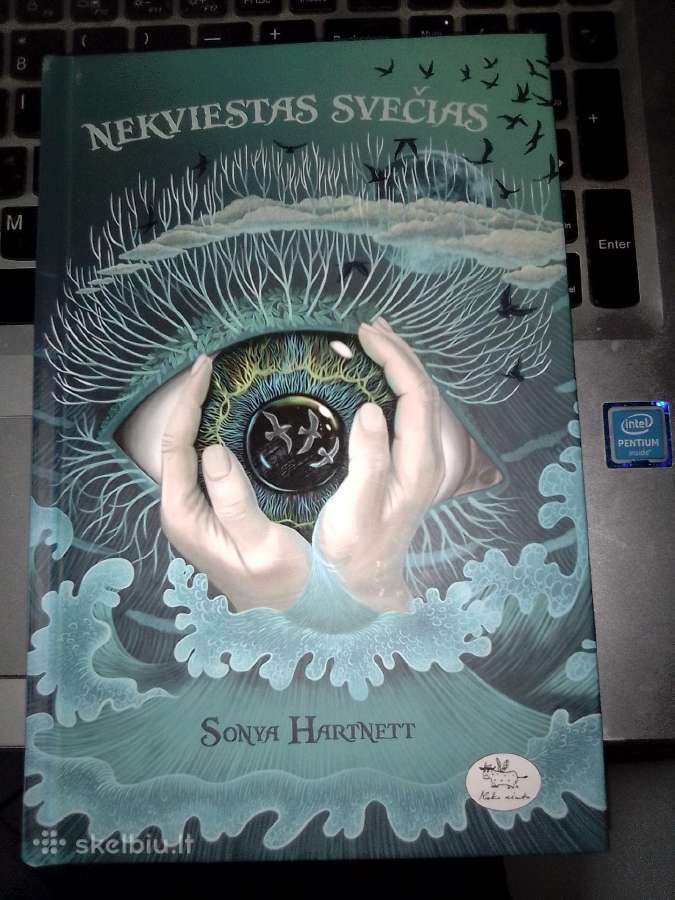 S. Hartnett Nekviestas svečias