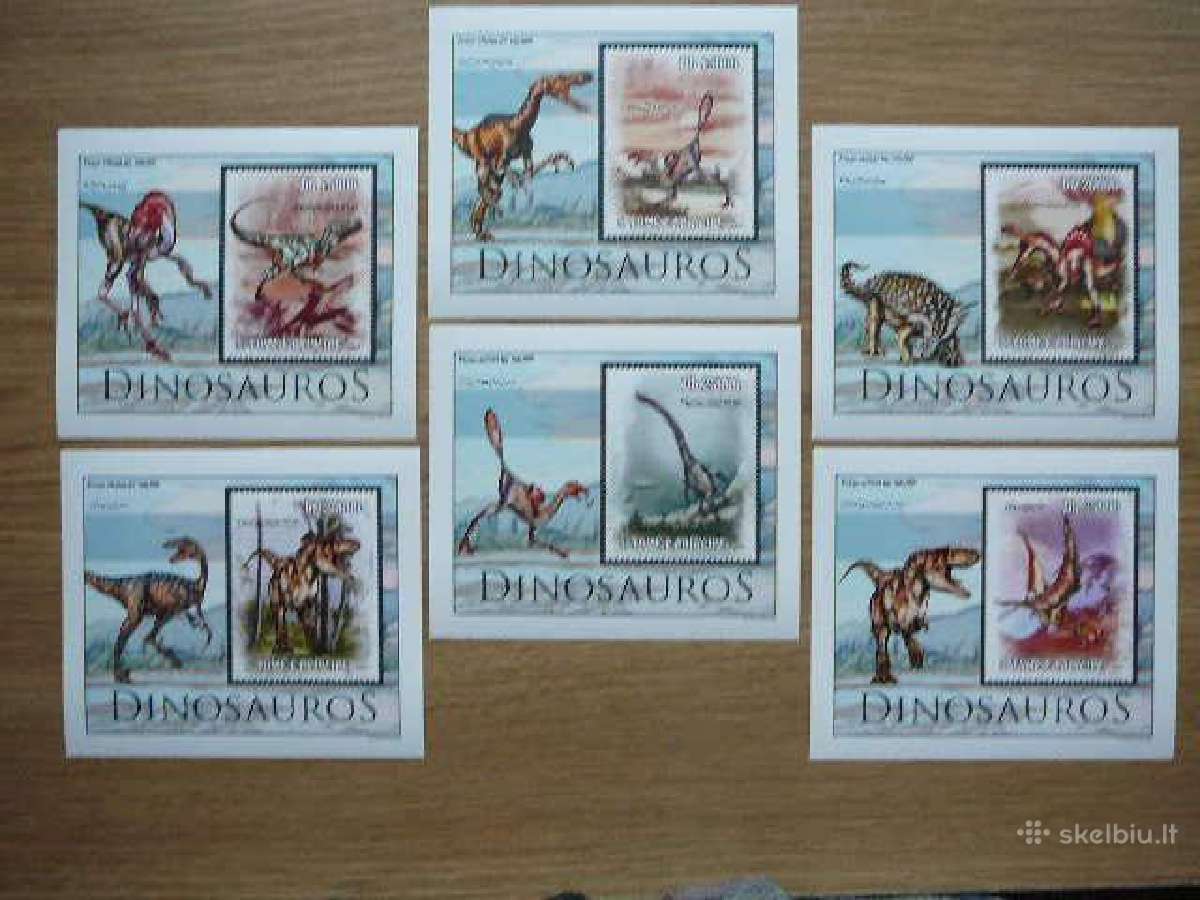 Dinozaurai S. Tome 2010 svarus st340
