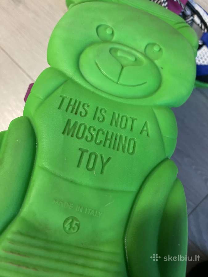 Isskirtiniai Vyriski Moschino bateliai - nuotraukos Nr. 5