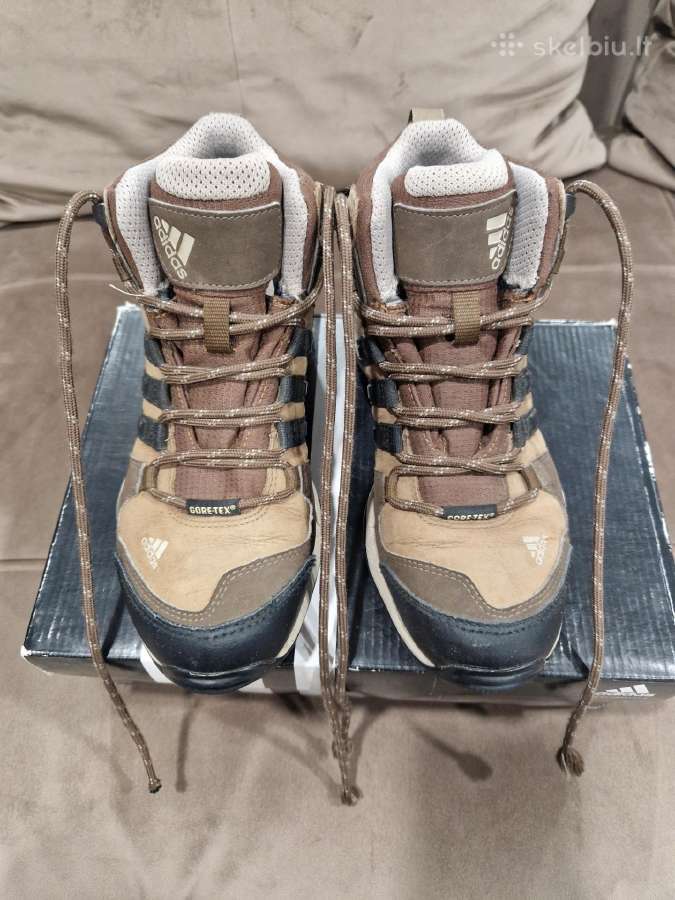 Adidas gore-tex