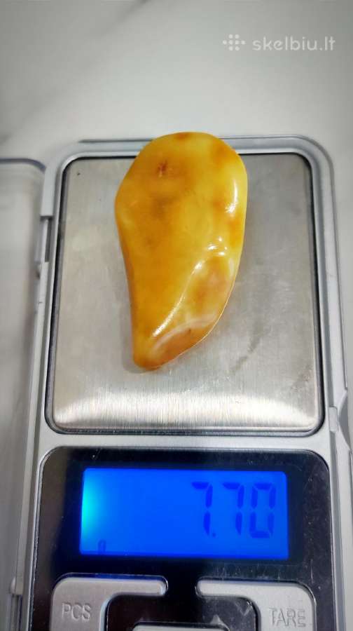 Jurinispoliruotas gintaras