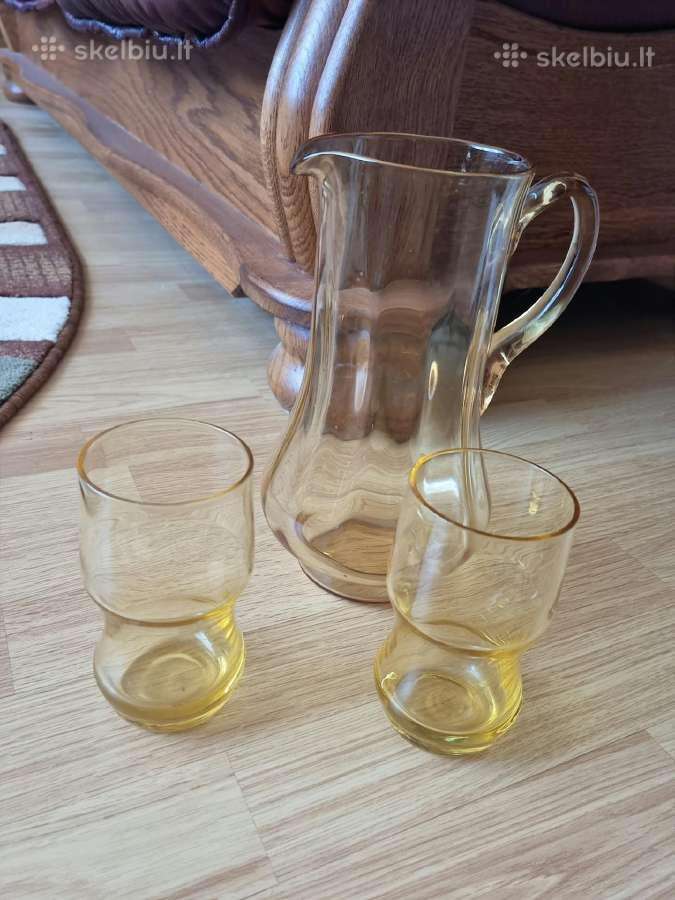 Asotis su 2 stiklinėm