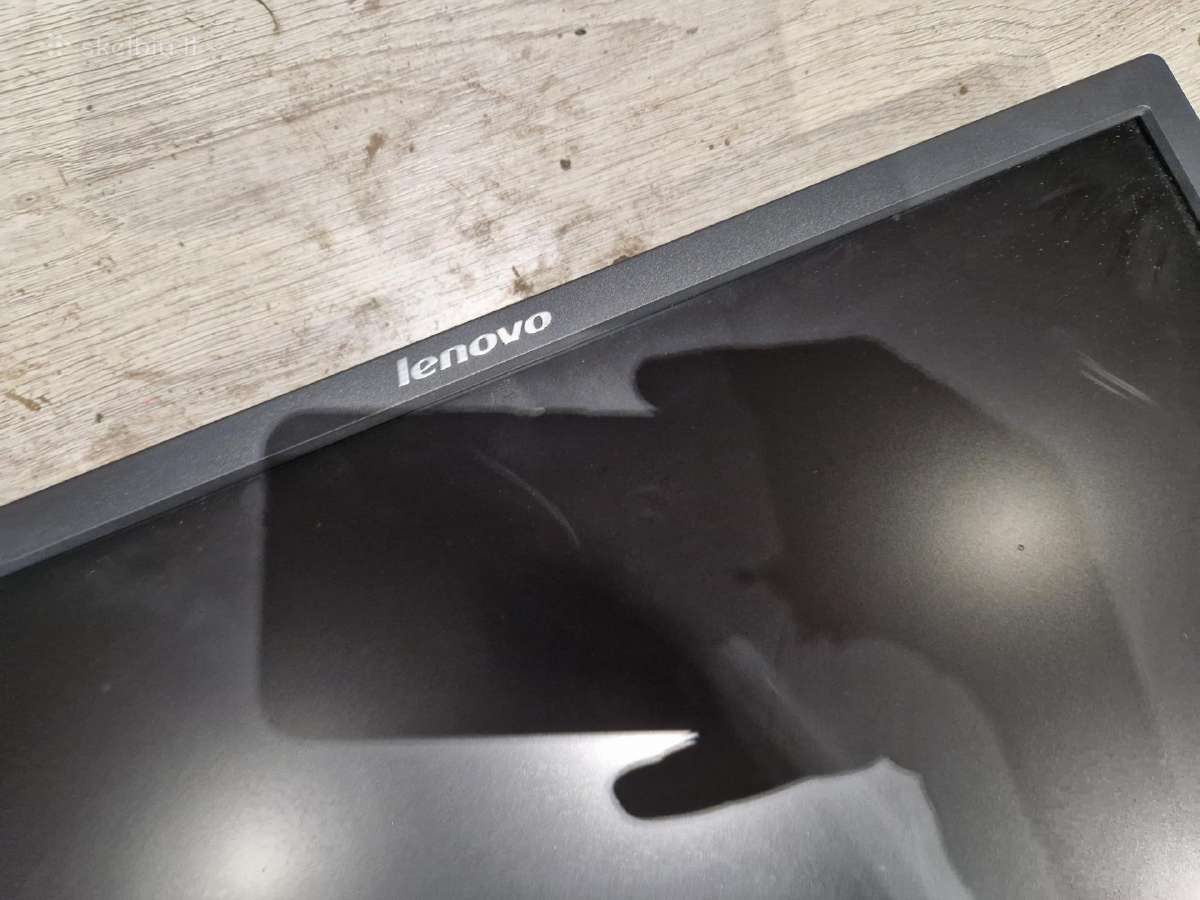 19" Monitorius Lenovo - nuotraukos Nr. 8